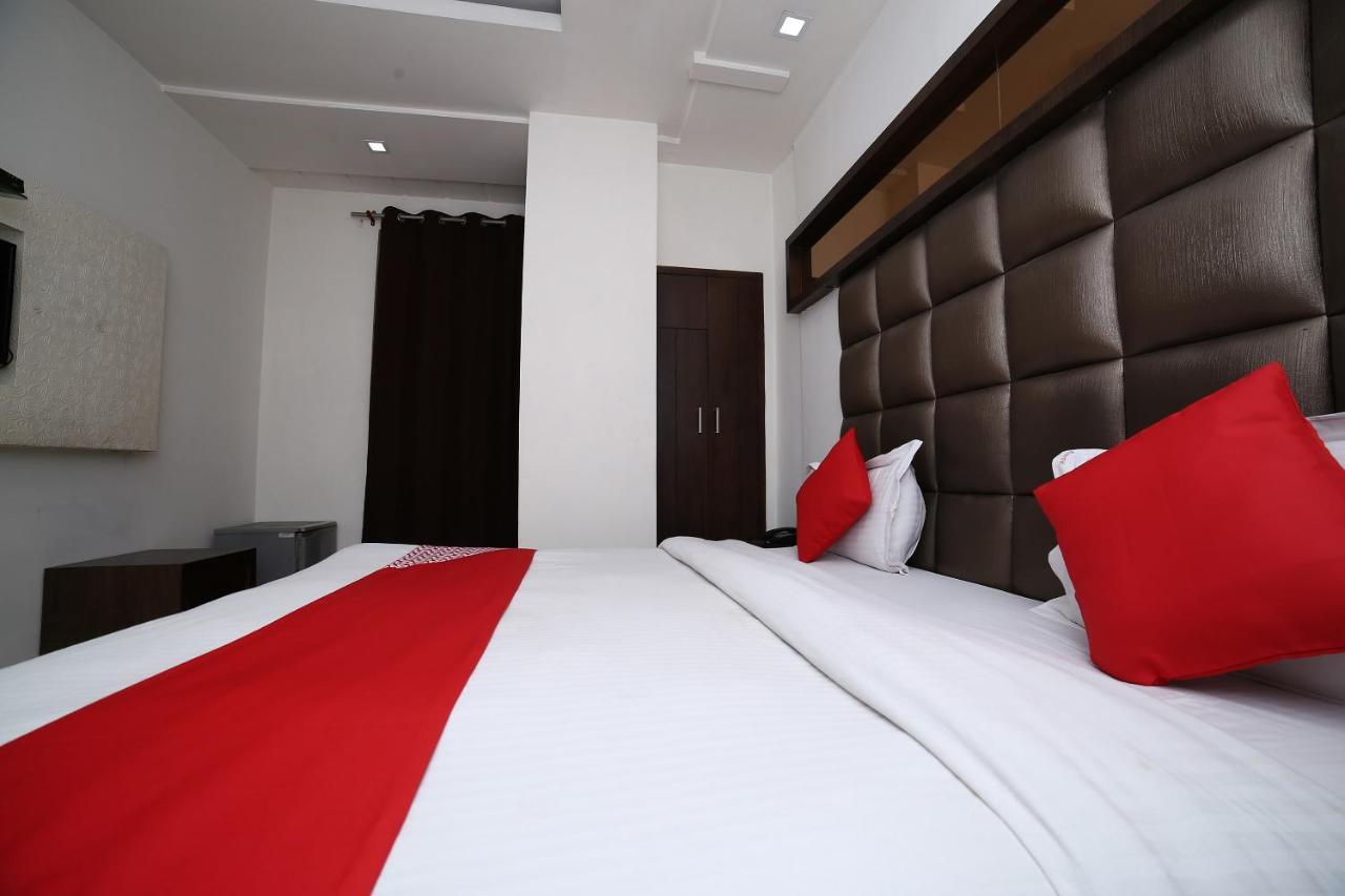 Oyo 11150 Hotel Jmd Rooms นิวเดลี ภายนอก รูปภาพ